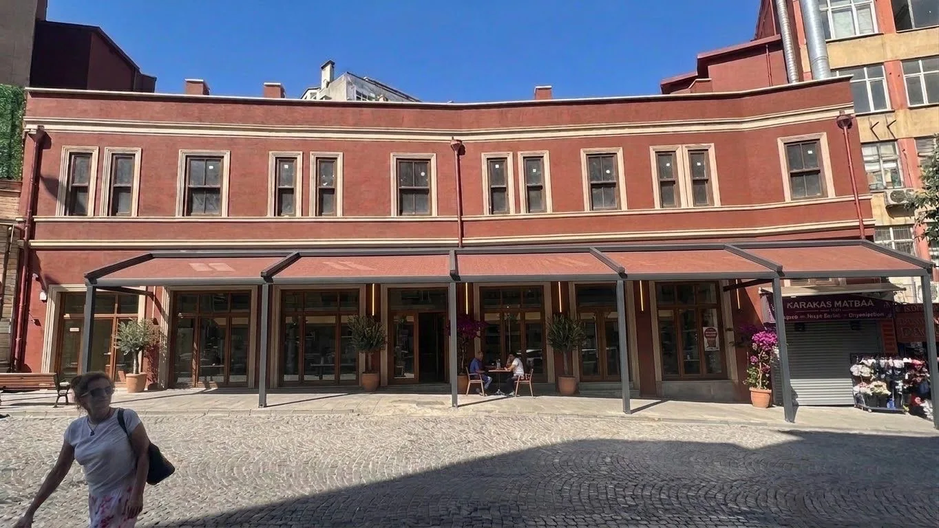 Bursa Otomatik Pergola Tente uygulama görseli 3