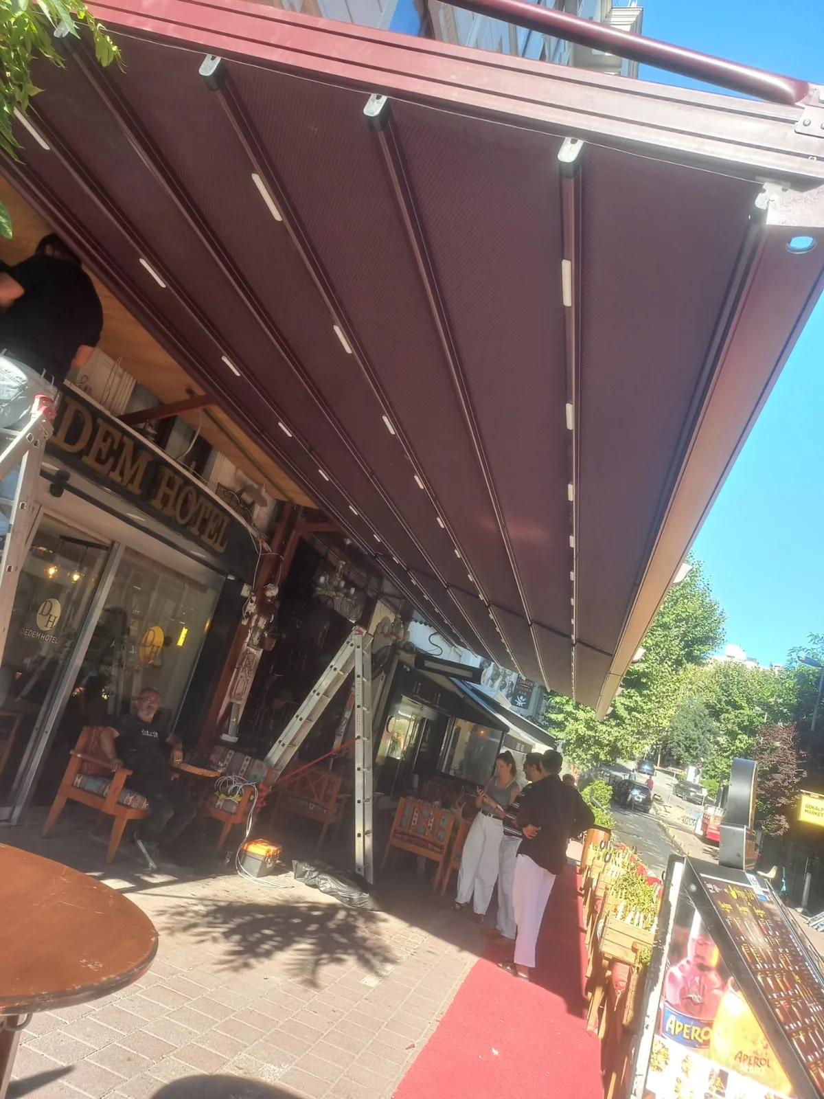 Türkiye Geneli Kumandalı Pergola Tente uygulama görseli 3