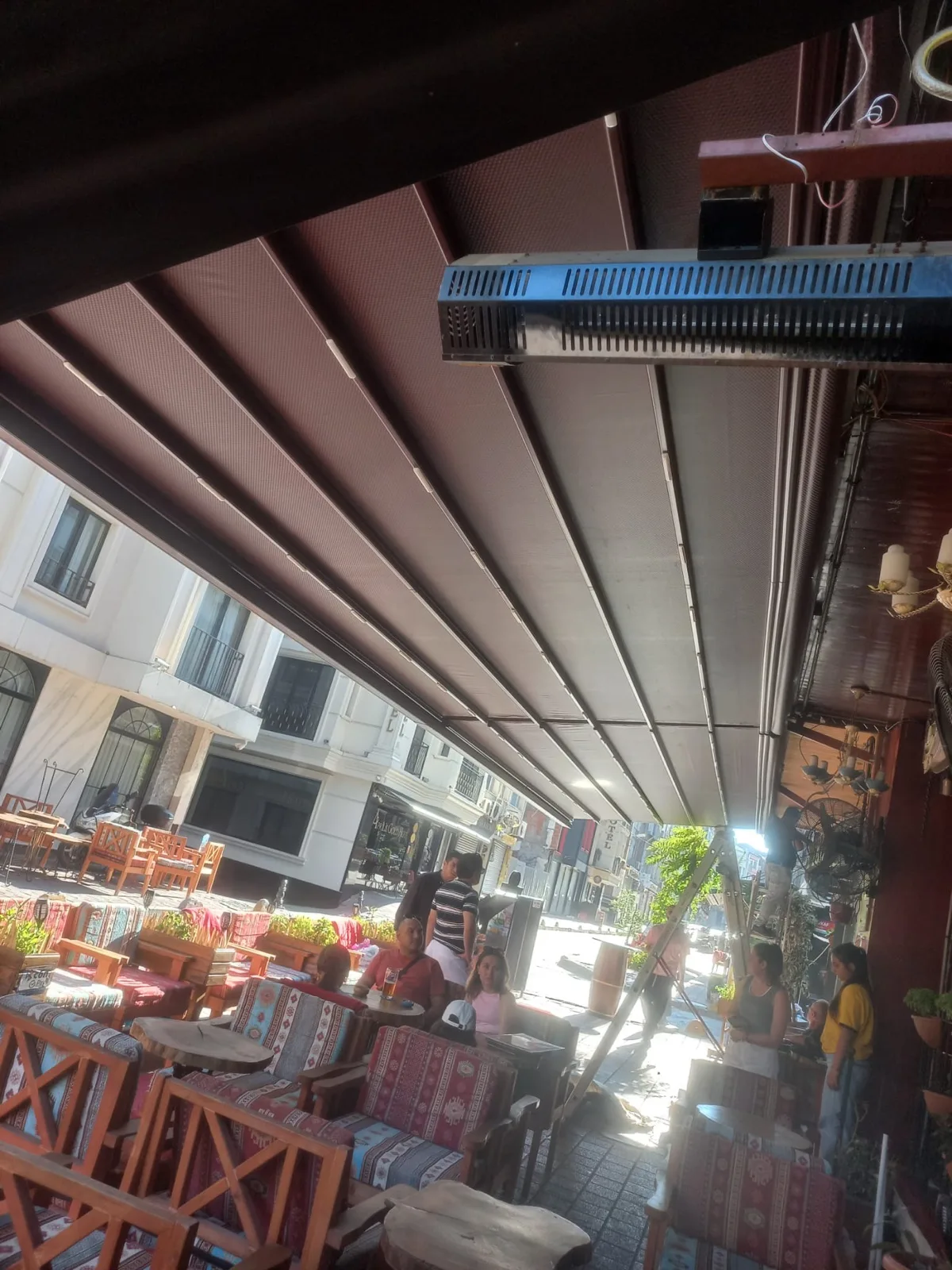 Türkiye Geneli Kumandalı Pergola Tente uygulama görseli 2